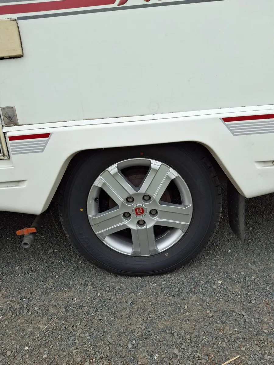Motorhome - Image 2