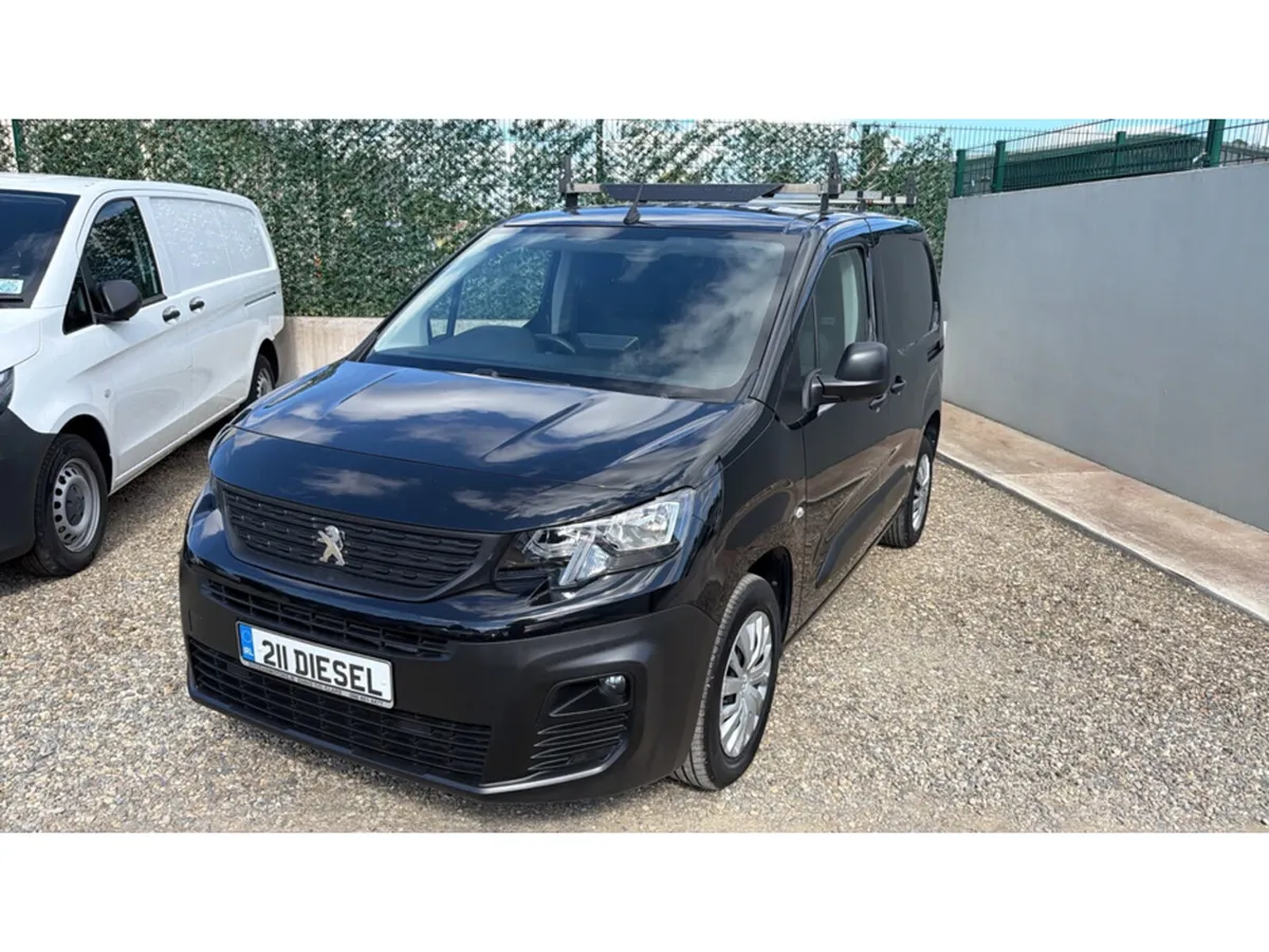 Peugeot Partner PROFESSIONAL L1 B BLUEHDI - Image 2