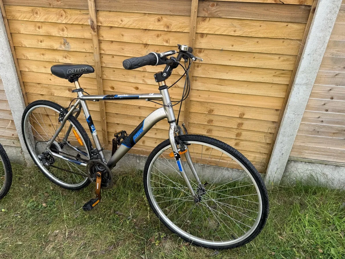 28” inch city bikes perfect condition - Image 4