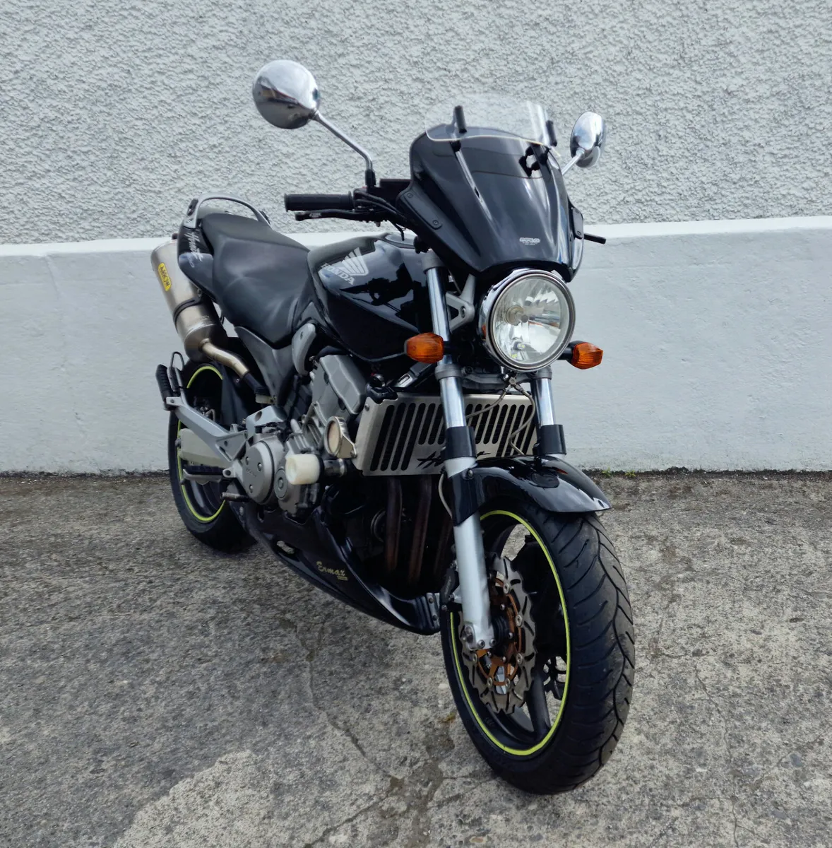 Hornet 900 @ Doyles Athlone - Image 2