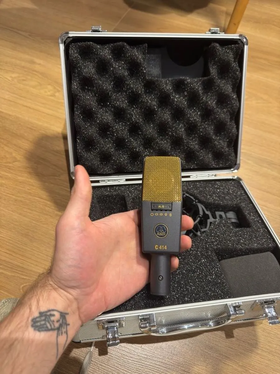 Akgc414 Xlii With Case - Image 1