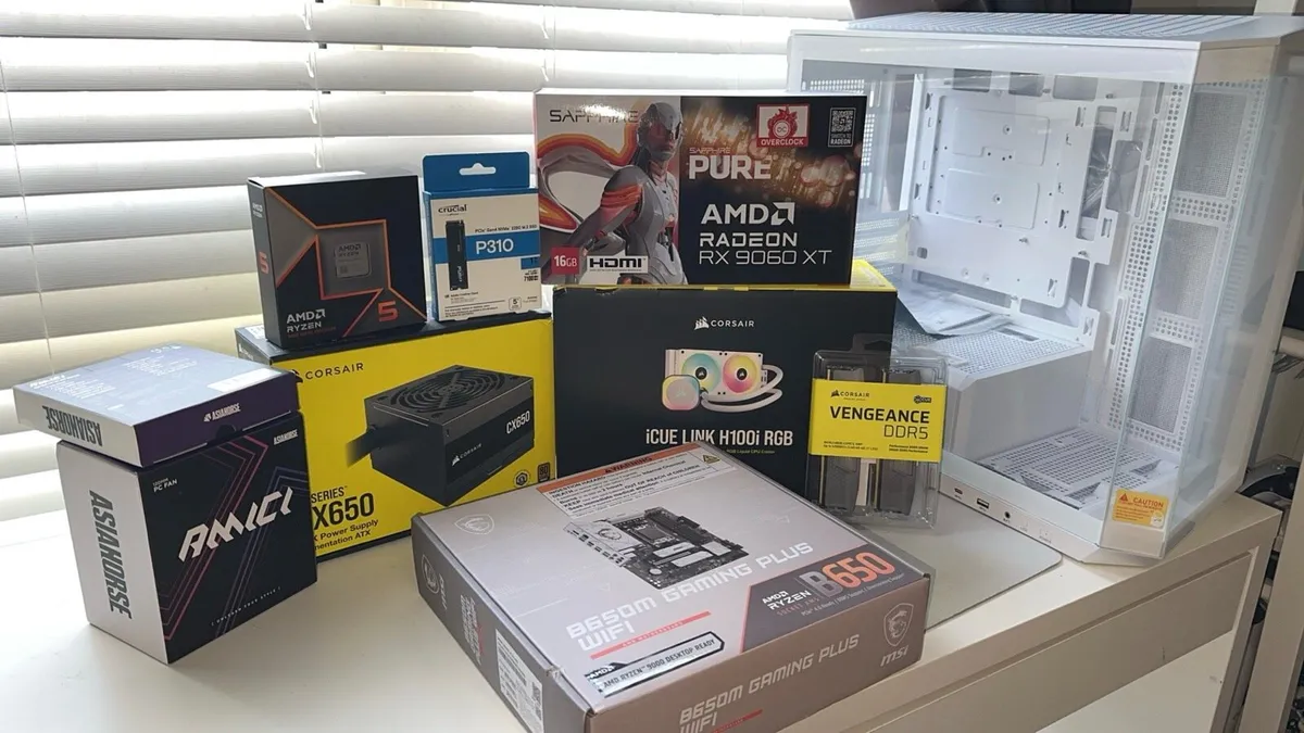 High-End White Gaming PC (9600x, 9060xt, 32GB DDR5 - Image 2