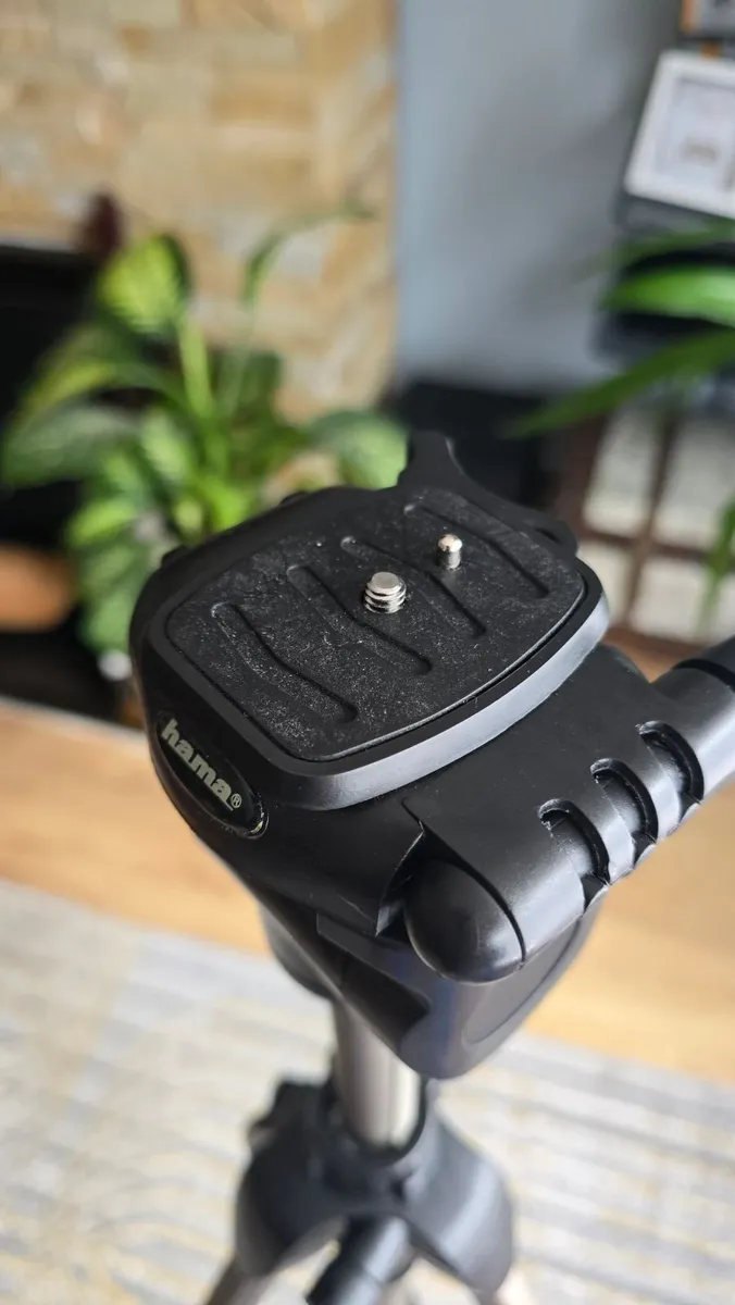 Brand NEW Camera Stativ - Image 4