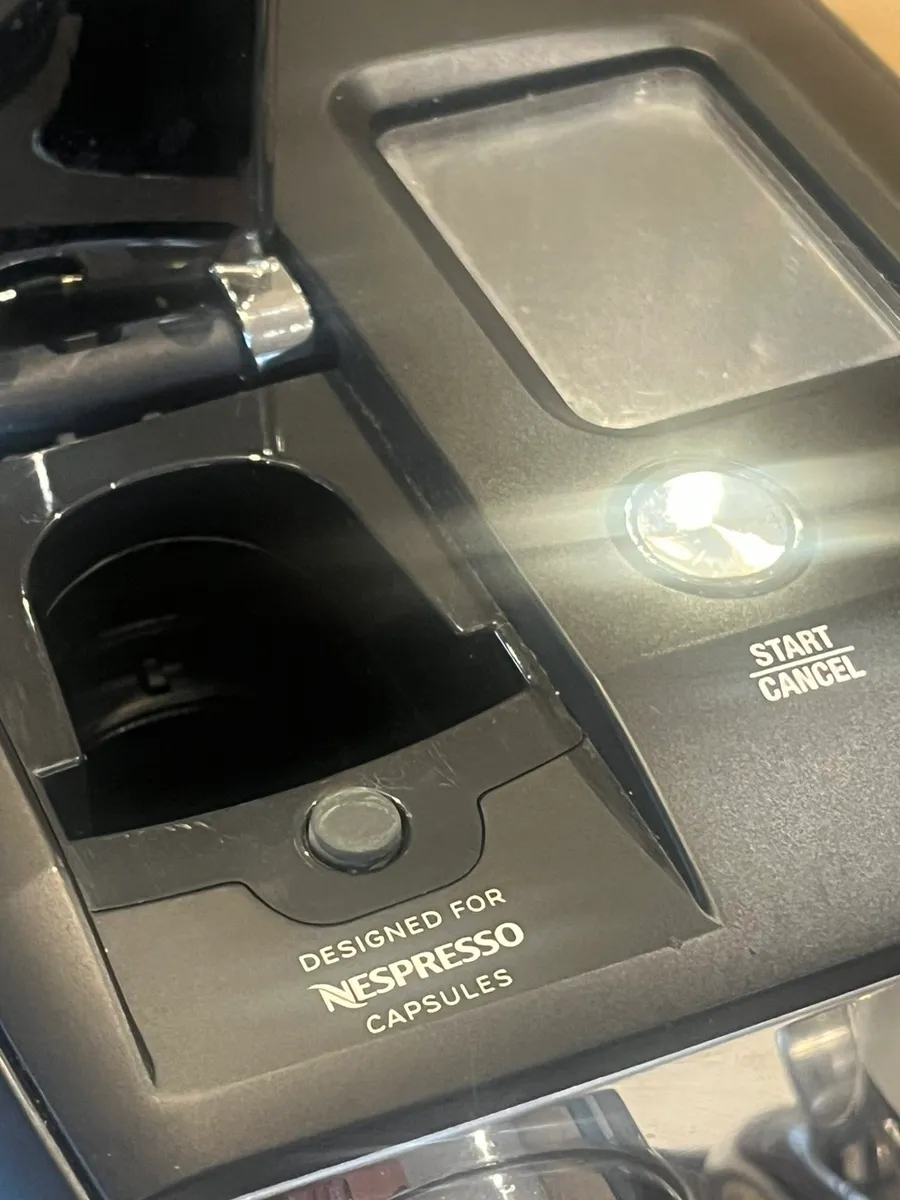 Sage Nespresso Pod Creatista Plus Coffee Machine - Image 4