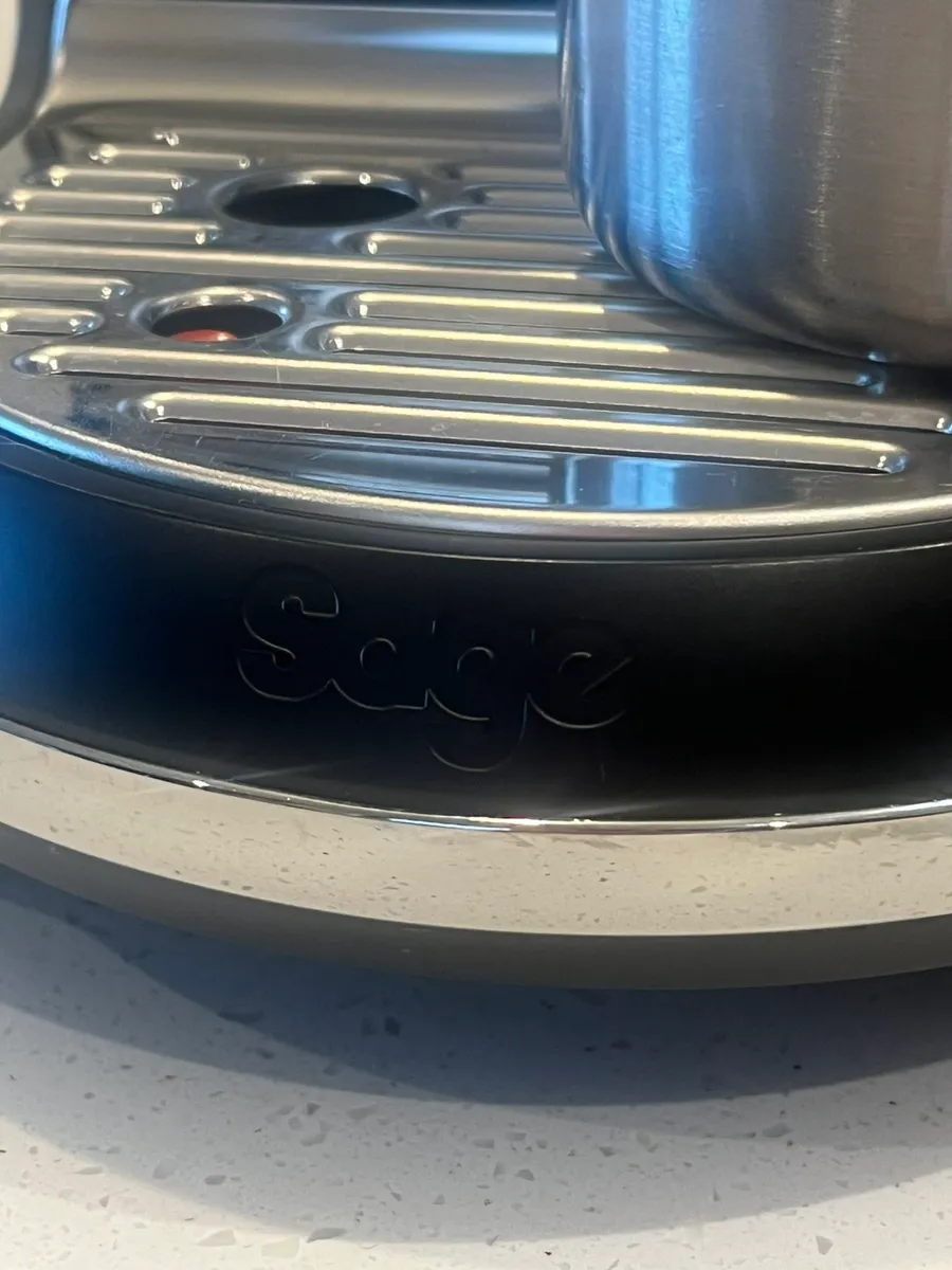 Sage Nespresso Pod Creatista Plus Coffee Machine - Image 3