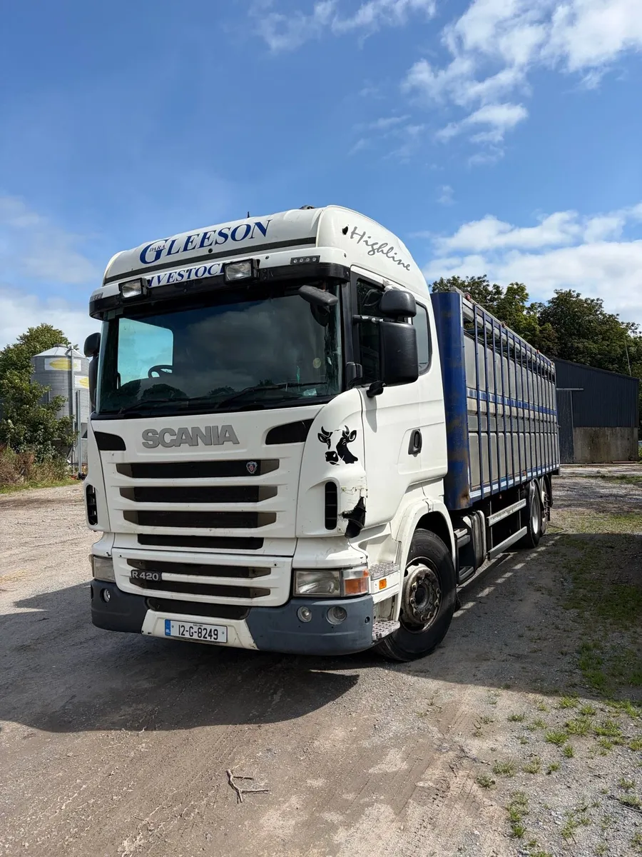 Cattle lorry - Image 3