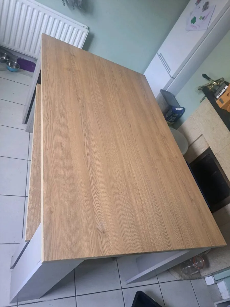 Dining table and 2 benches excellent condition - Image 3
