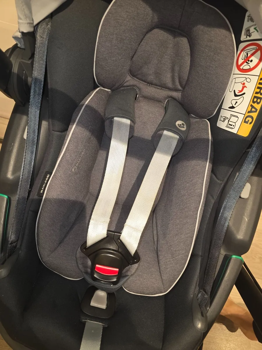 SuperFab Bugaboo Cameleon 3 plus with car seat - Image 4