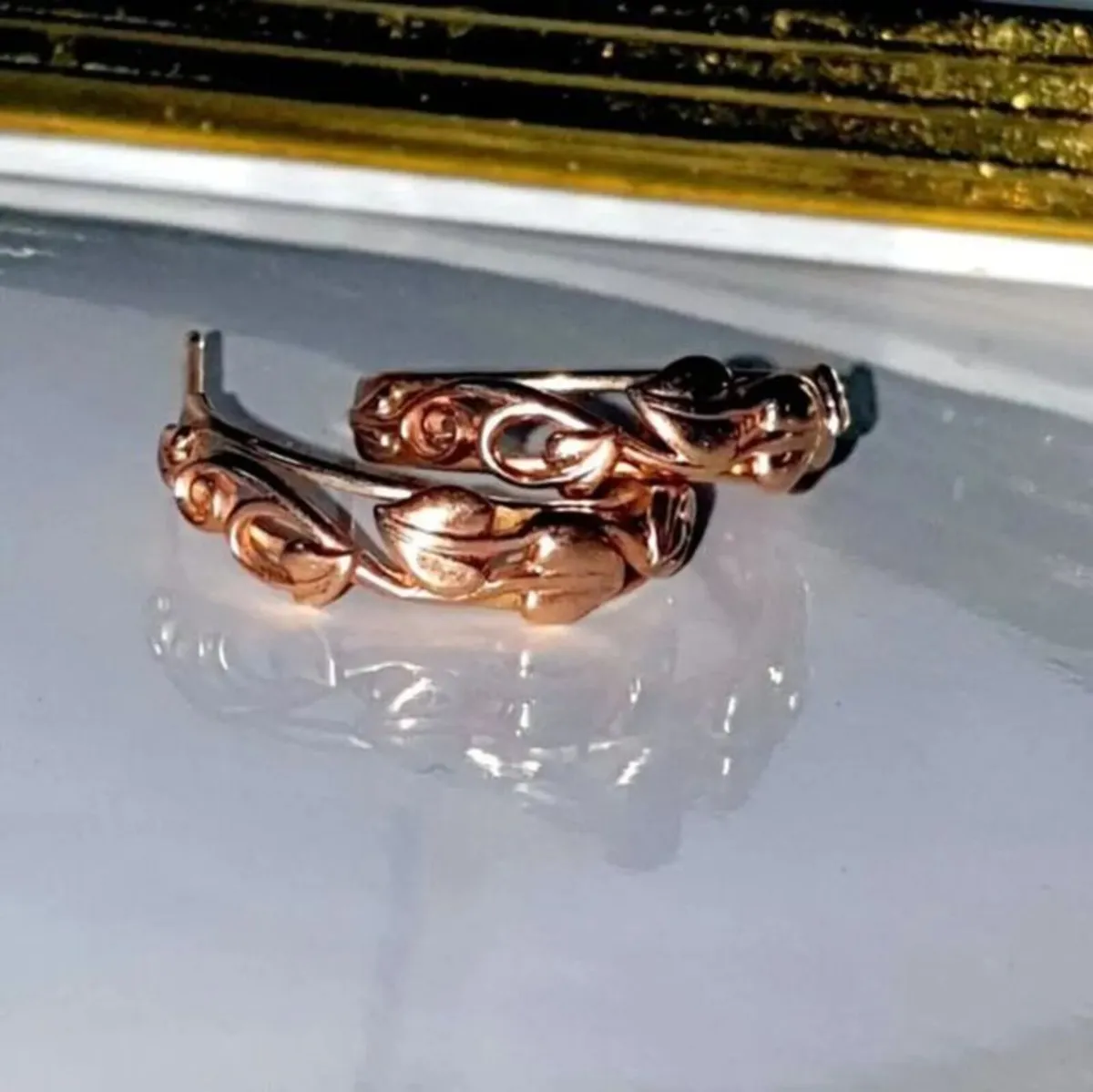 Vintage Hallmarked 9ct Gold Harrods Hoop Earrings - Image 1
