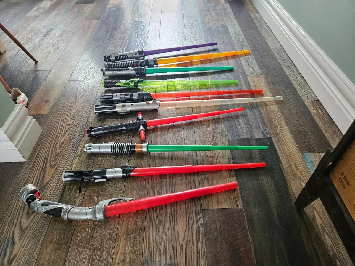 Starwars lightsaber collection - Image 1