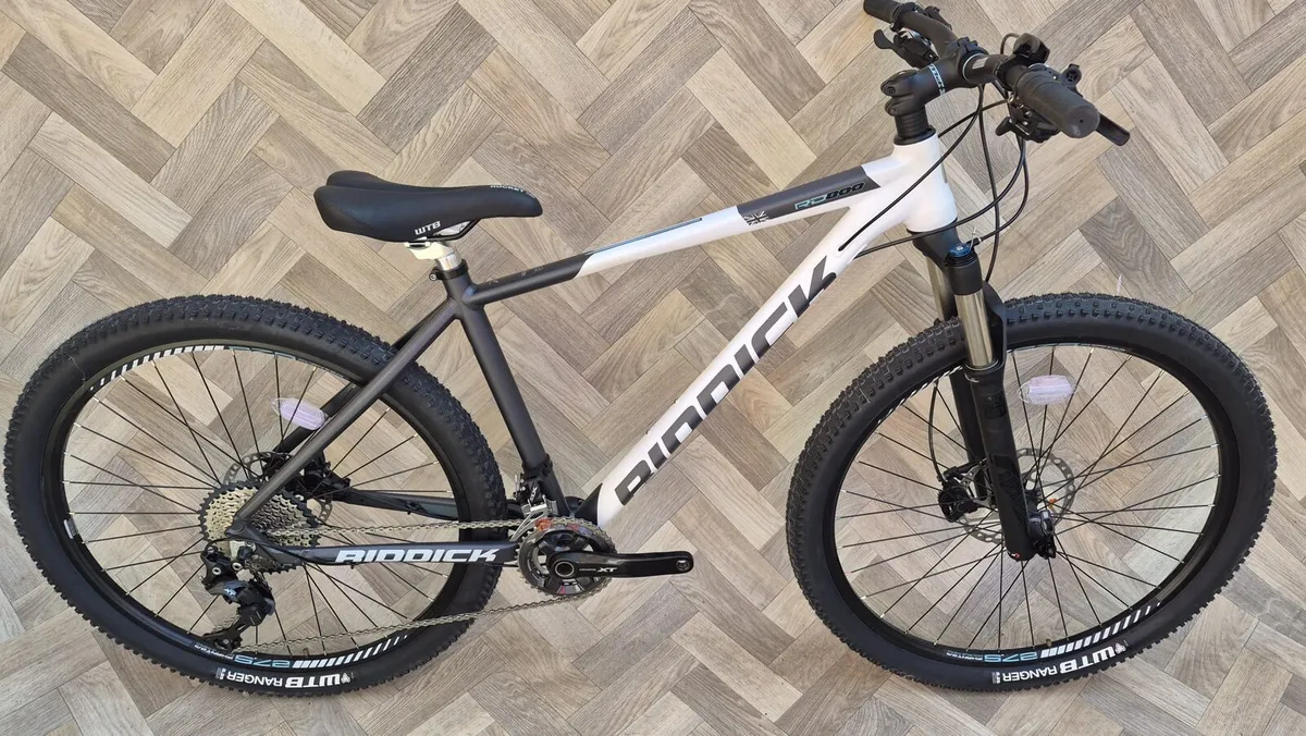 BRAND NEW MTB, SUPER LIGHTWEIGHT - Image 1