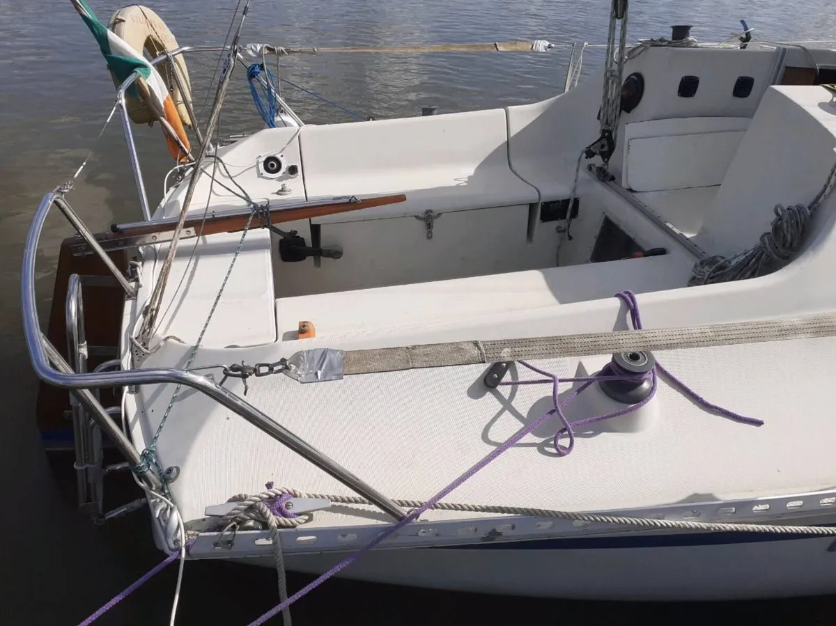 Sailing boat/yacht - Image 3