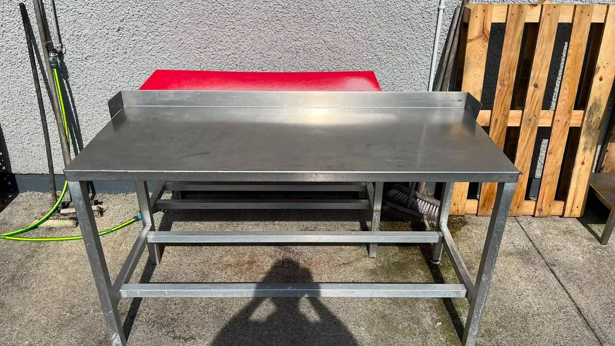 Butcher table - Image 1