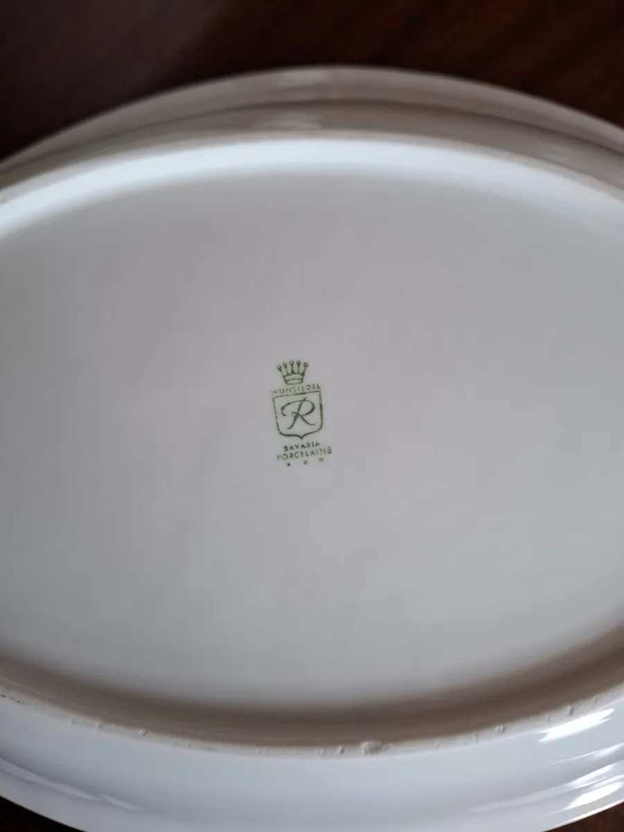 Beautiful vintage  Bavarian Dinner service - Image 2