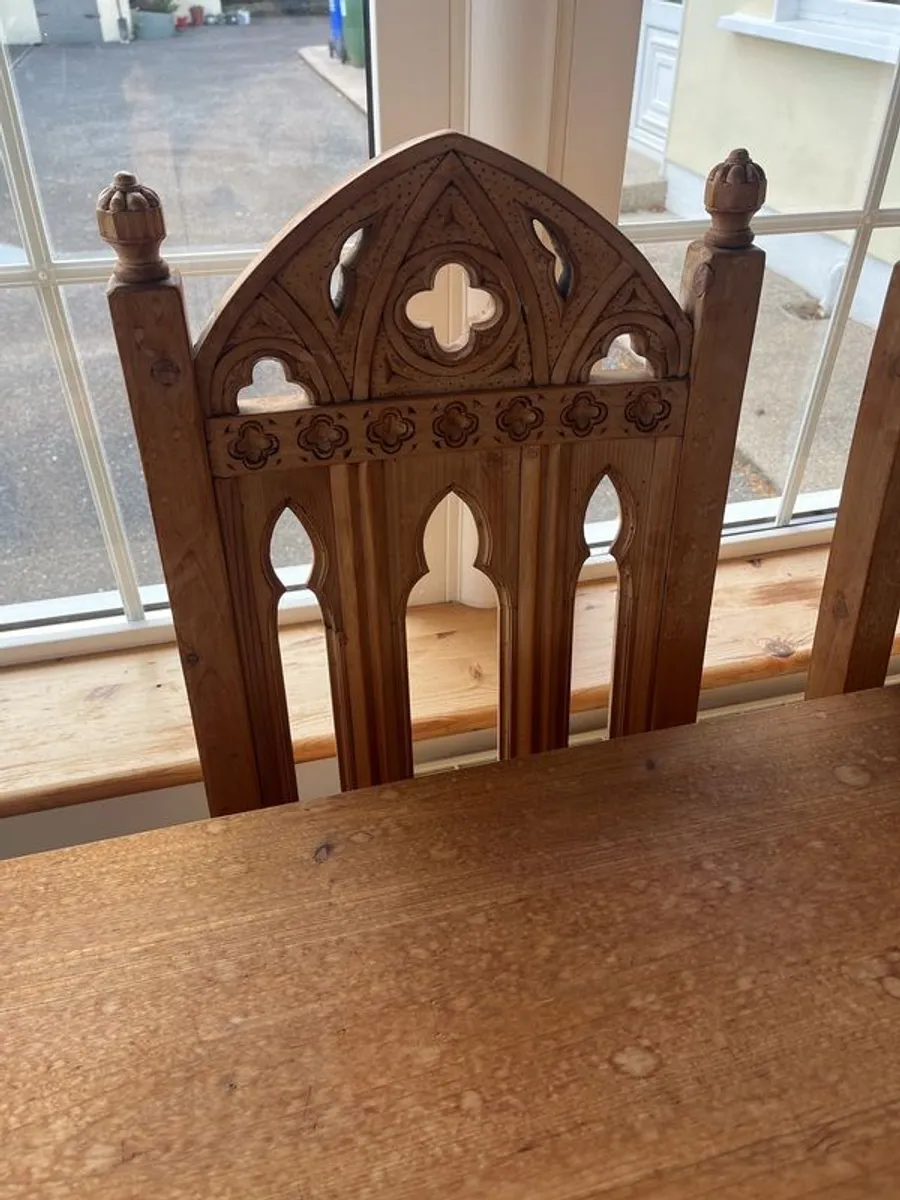 Old gothic type table and chairs - Image 2