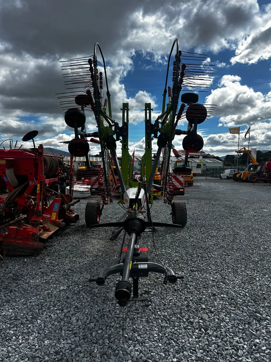 Claas Liner 2700 - Image 3