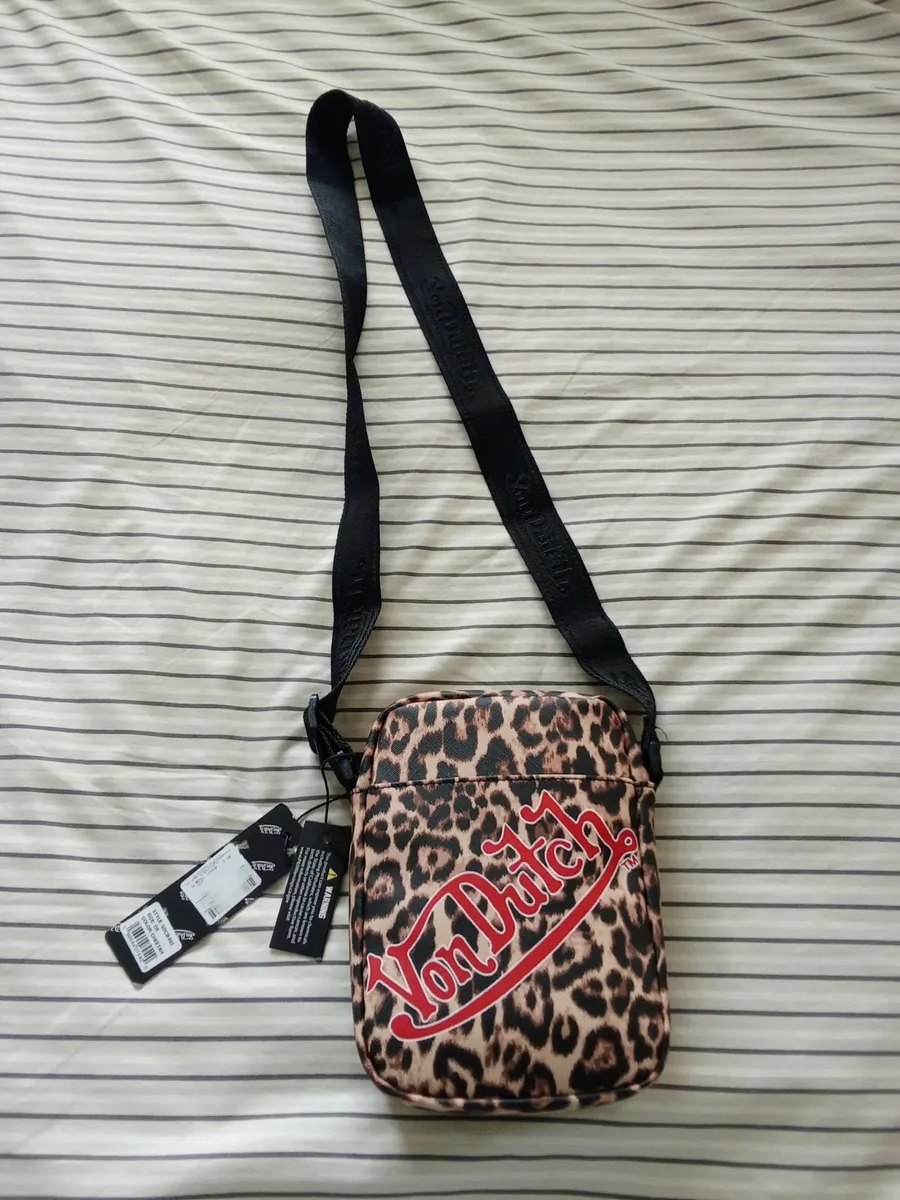 Von dutch cheetah cross body bag - Image 1