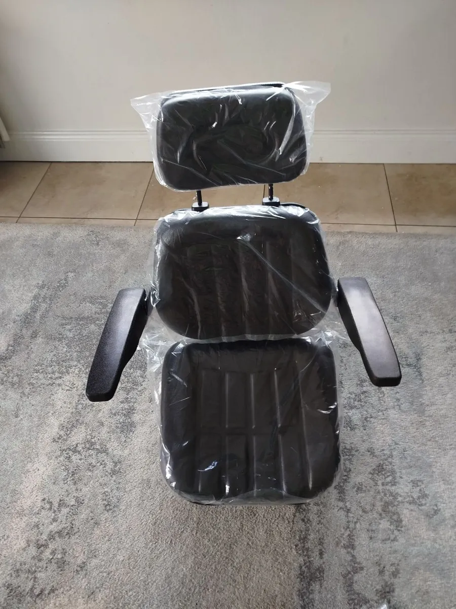 operators  seat,  new,  comfort  model - Image 4