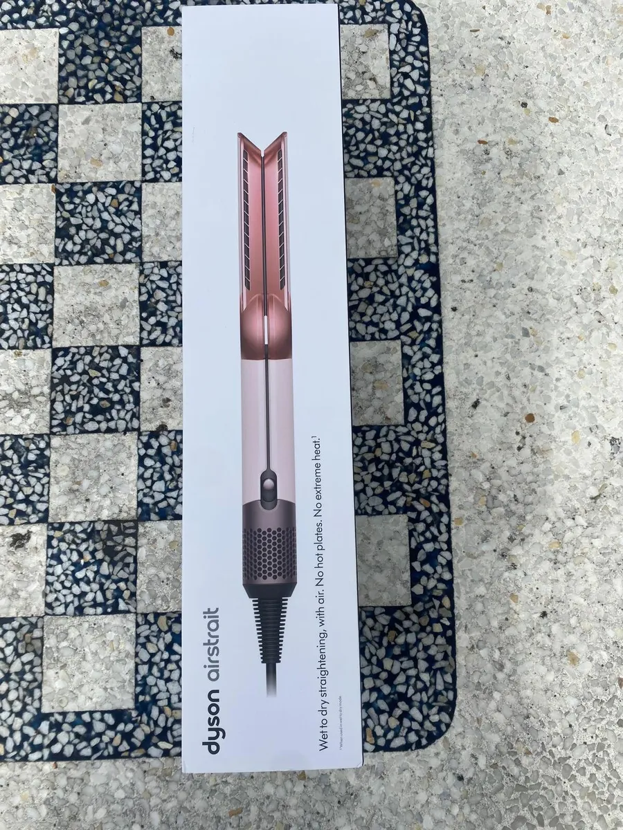 Dyson airstrait PINK Brand new - Image 3