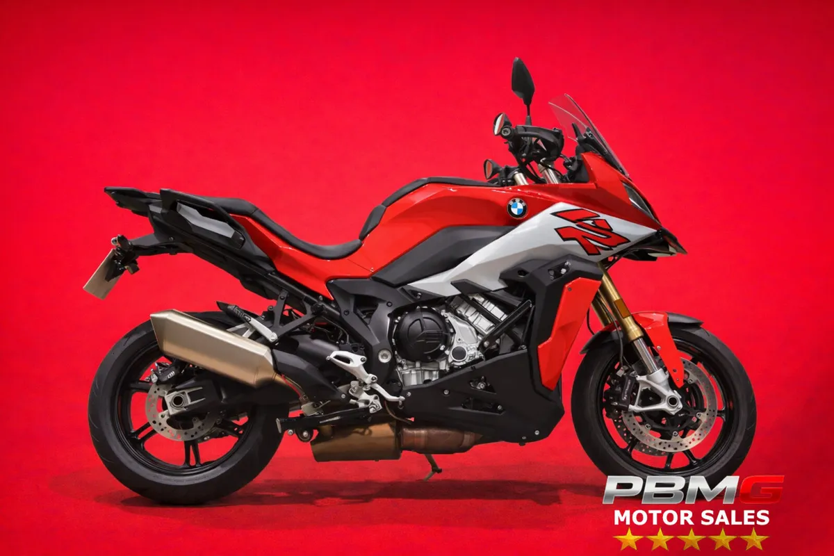 BMW S1000 XR - 2020 - LIKE NEW!!