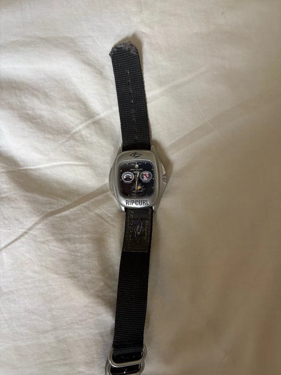 Classic RIP Curl Surfer Watch - Image 1