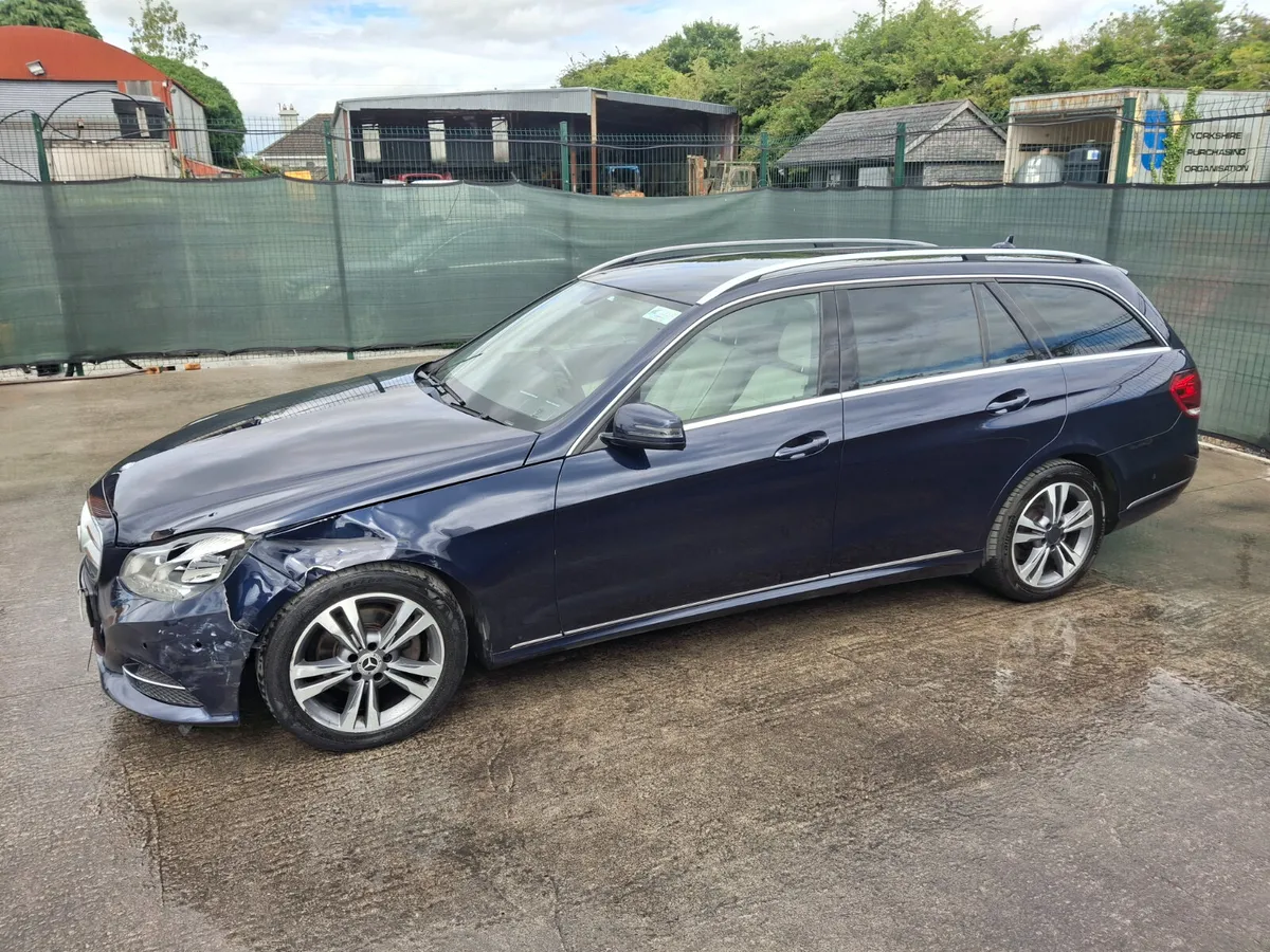 2014 Mercedes E220 CDI  Automatic.Drive home - Image 4