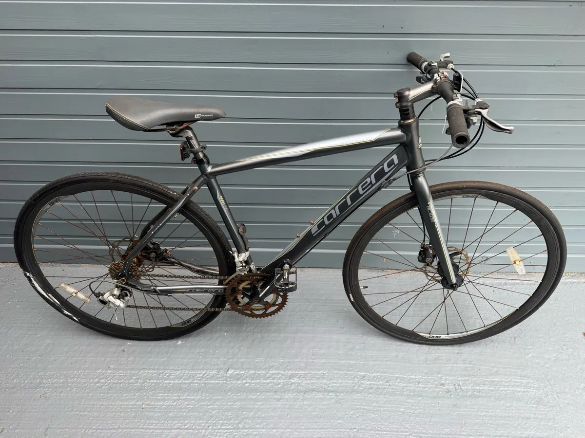 Carrera hybrid flat bar road bike