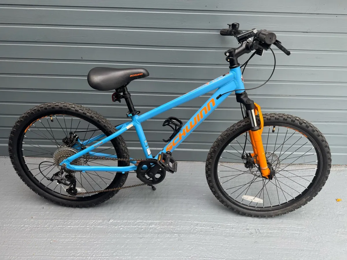 High spec kids 24 inch bike - Image 2