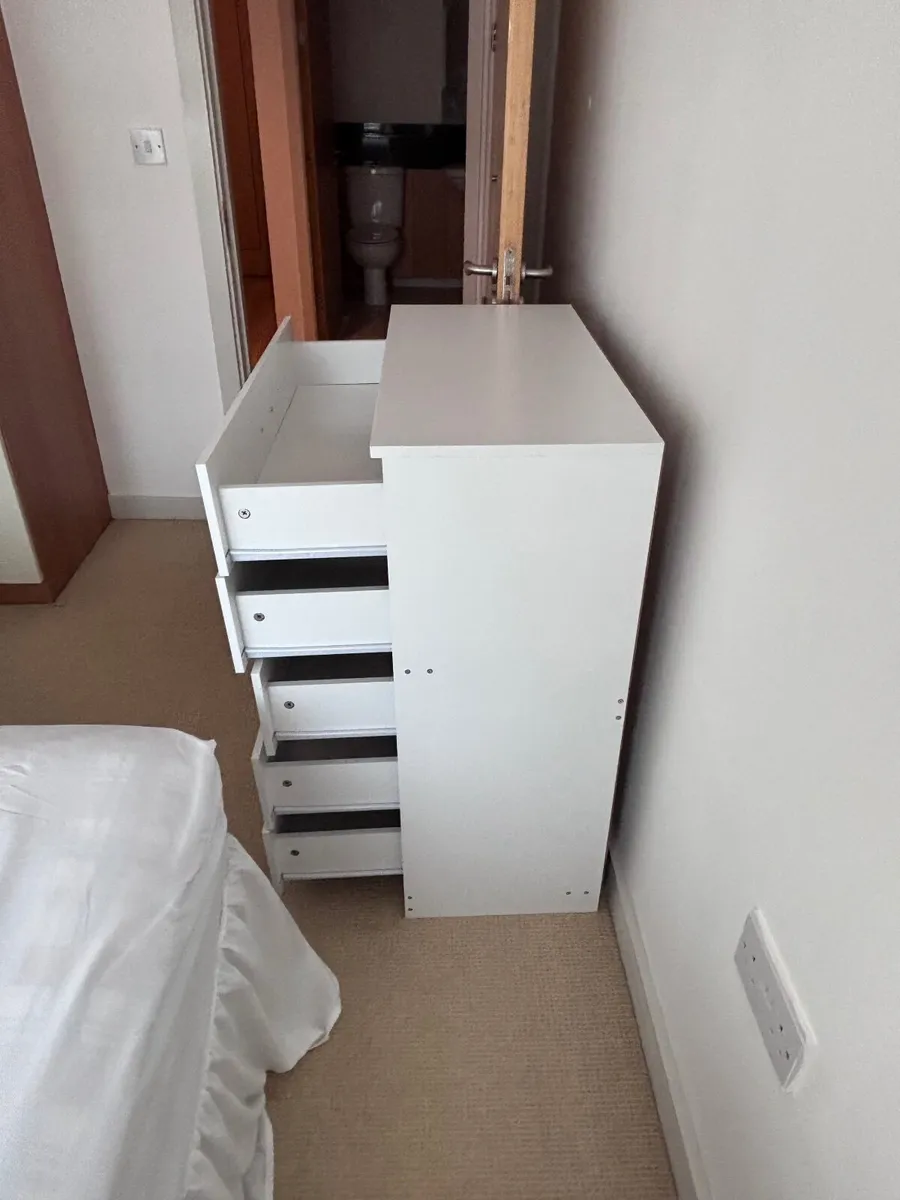 Chest of drawers - Image 3