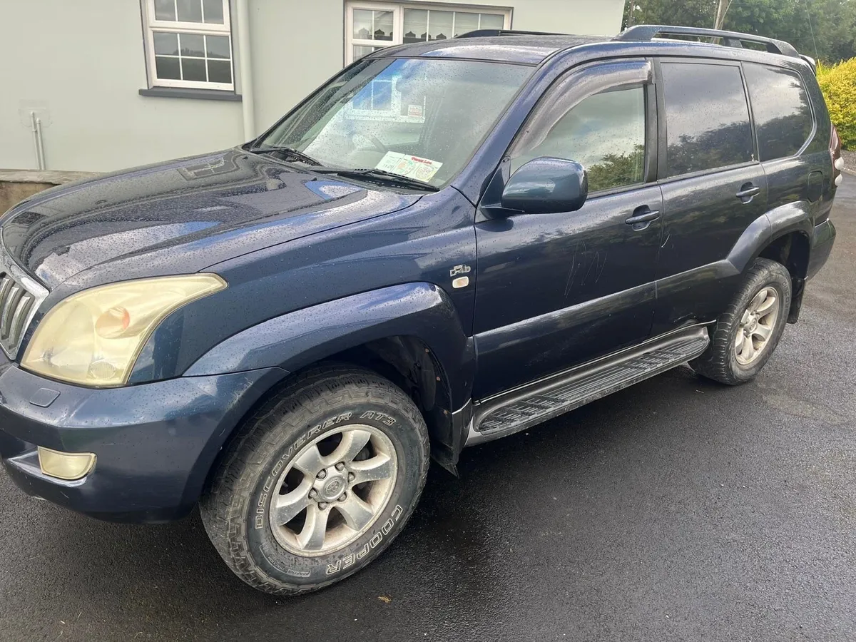 Toyota Land Cruiser 2004 - Image 3
