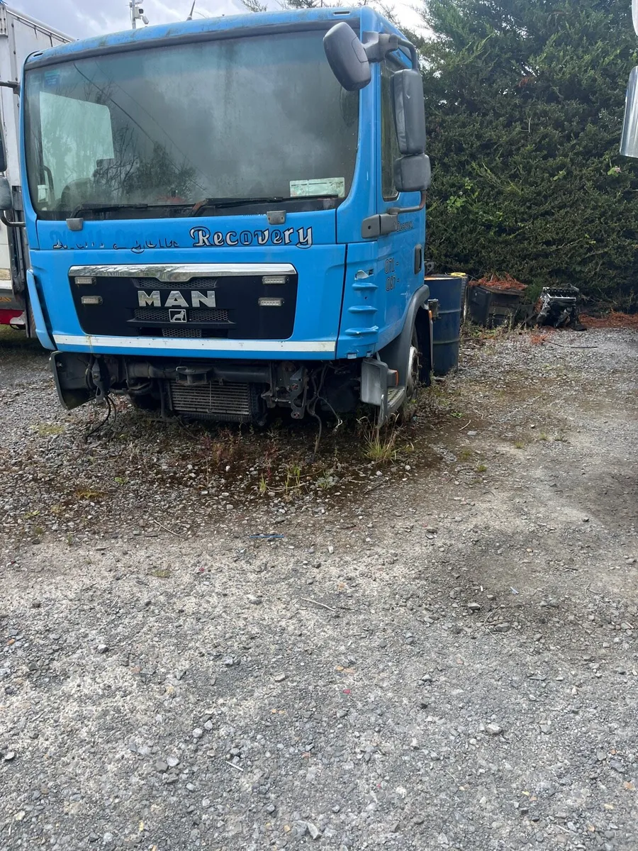 Man truck - Image 2