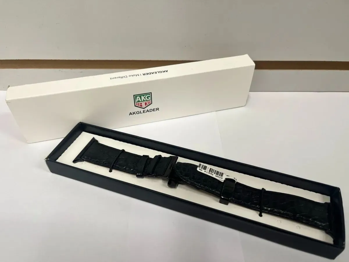 40mm Leather Apple Watch Strap - Image 2