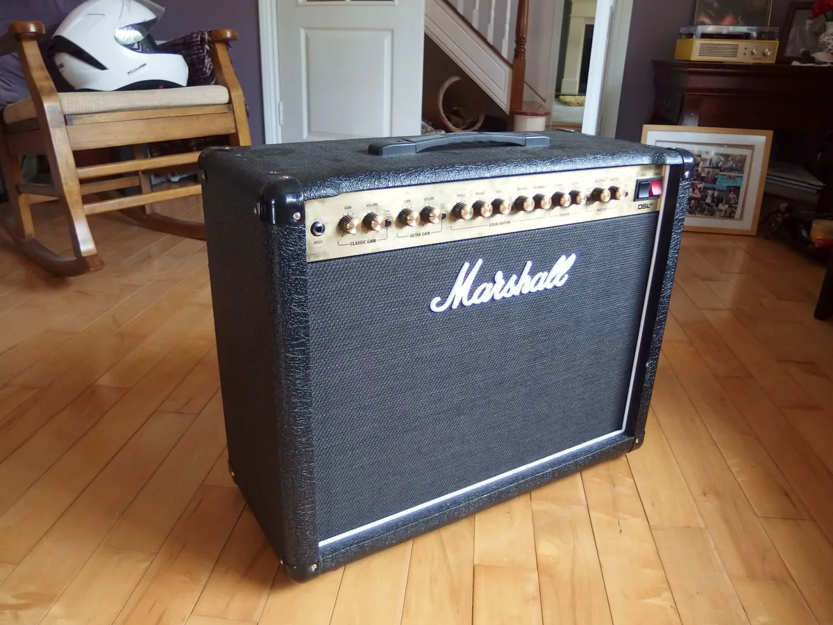 Marshall DSL40 all valve amp in pristine condition - Image 3