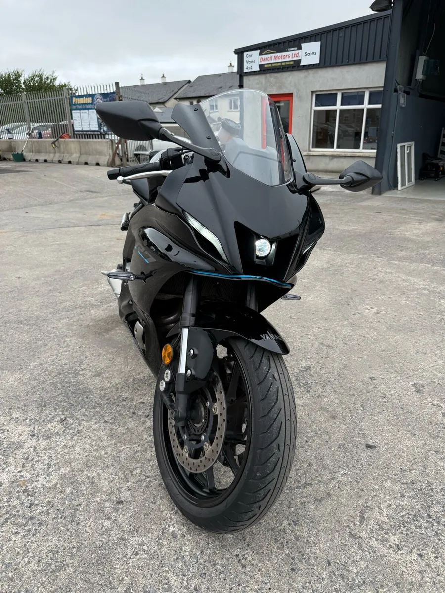 Yamaha R7 2023 - Image 3