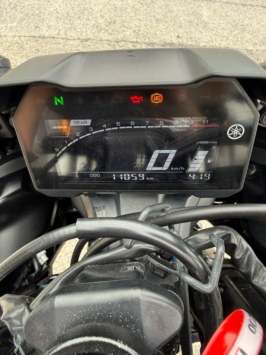 Yamaha R7 2023 - Image 4