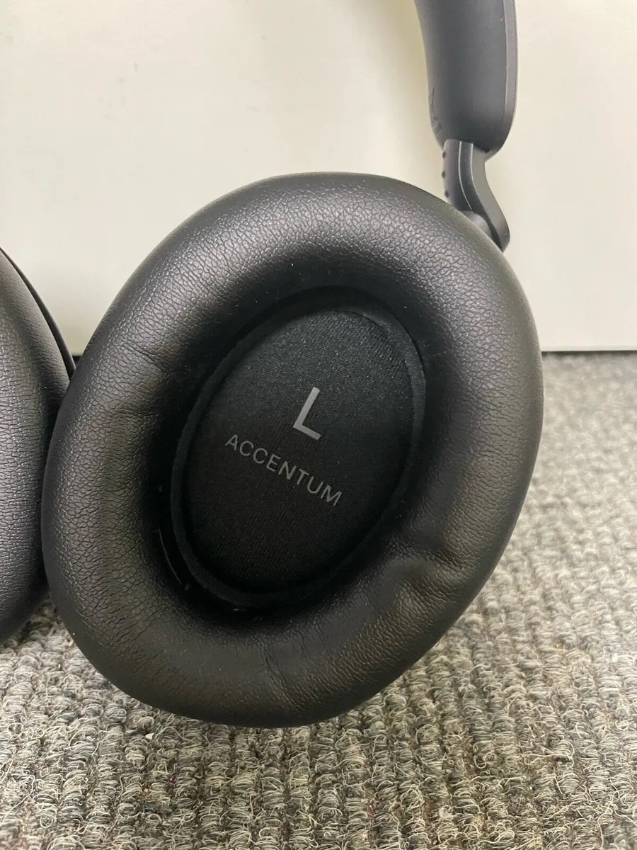 Sennheiser Accentum Wireless Bluetooth Headphones - Image 4