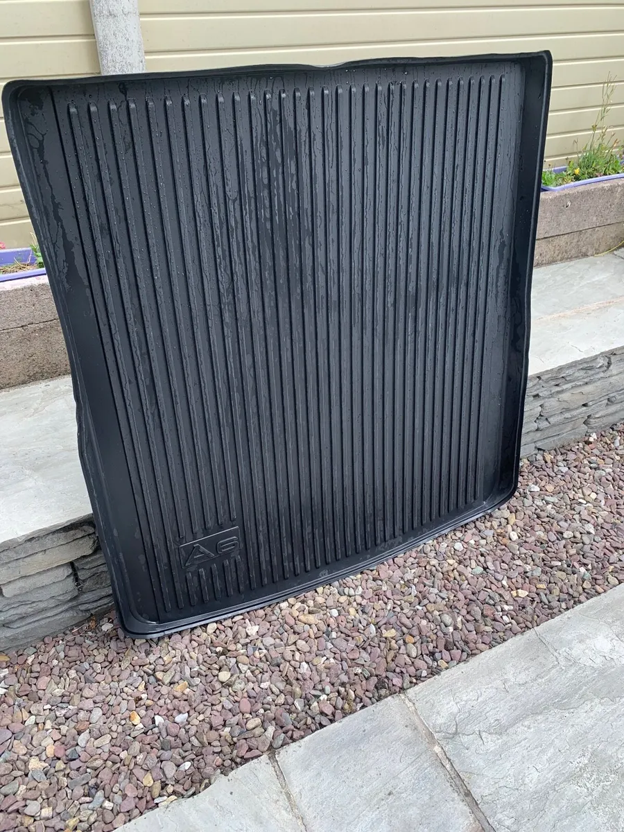 Audi A6 avant boot liner - Image 3
