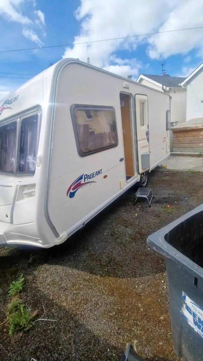 Bailey pageant 4/5 berth - Image 1