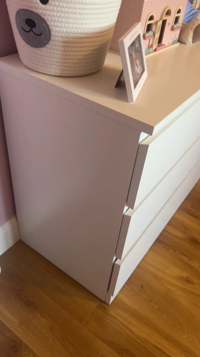 IKEA MALM white chest of drawers - Image 2