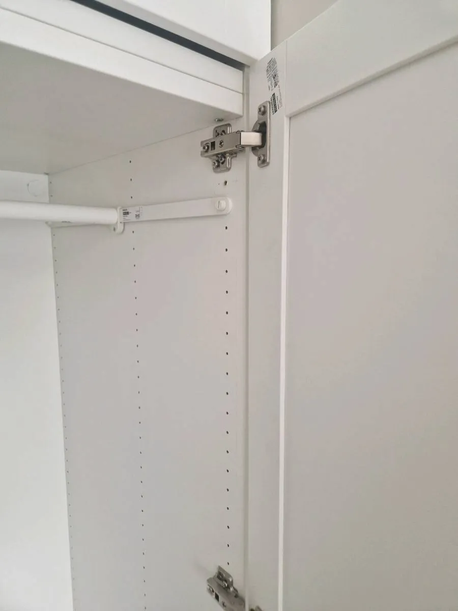 Bedroom wardrobe - Image 4