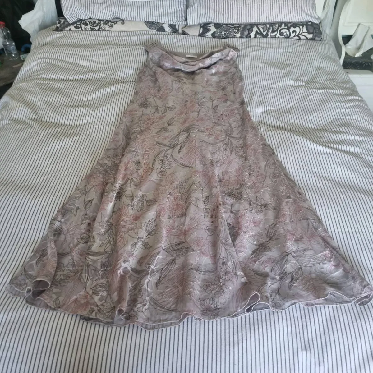 DRESS - Image 2