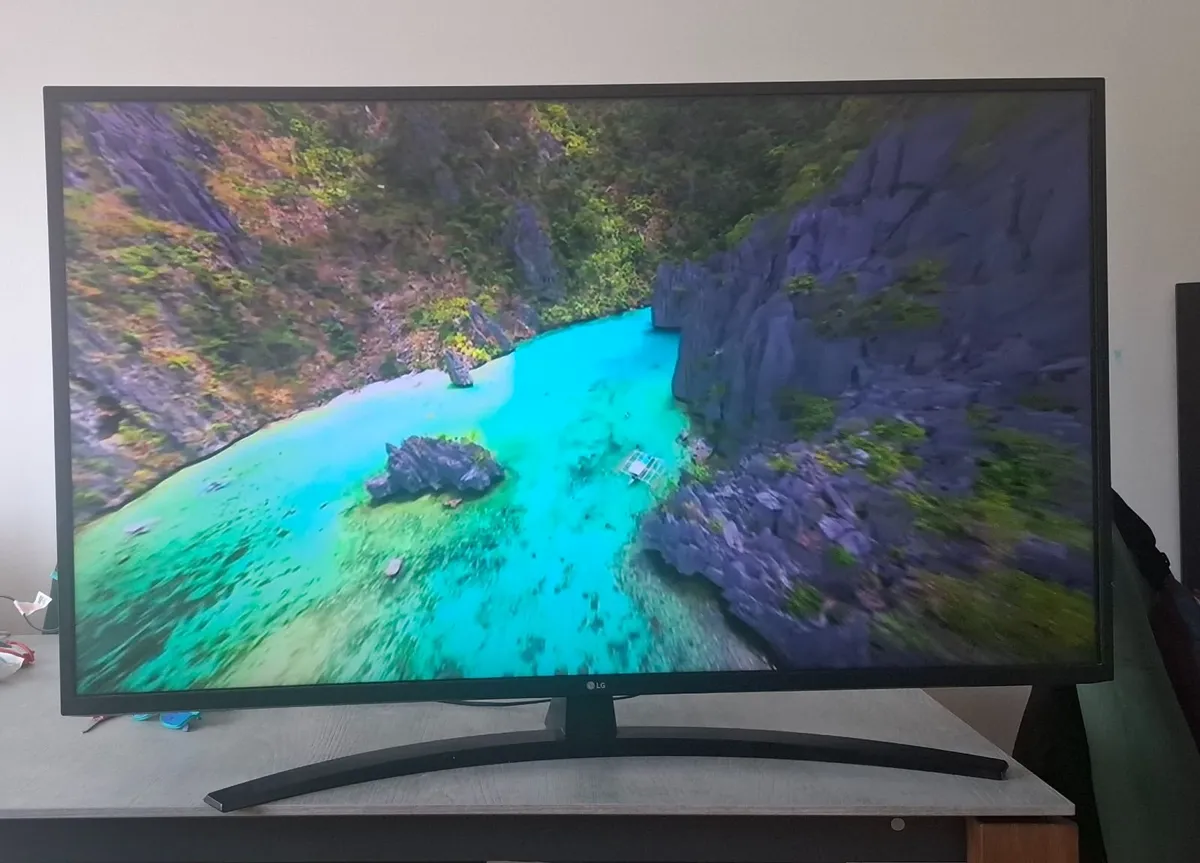 LG 50UM7450PLA 50" 4K Smart TV - Image 3