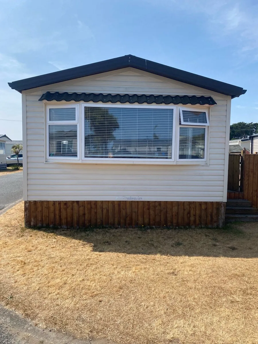 Mobile Home Roadmaster - Image 1