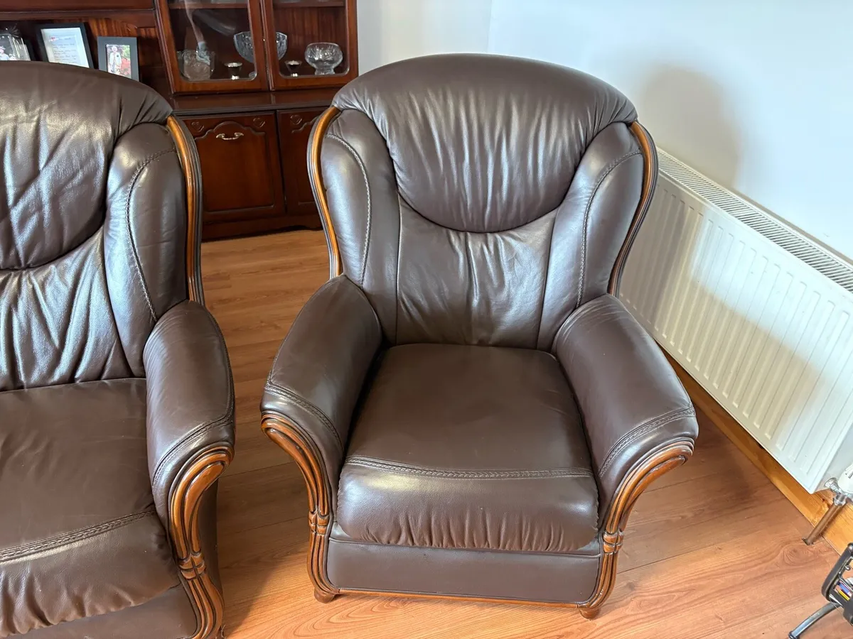 Couch - Image 3