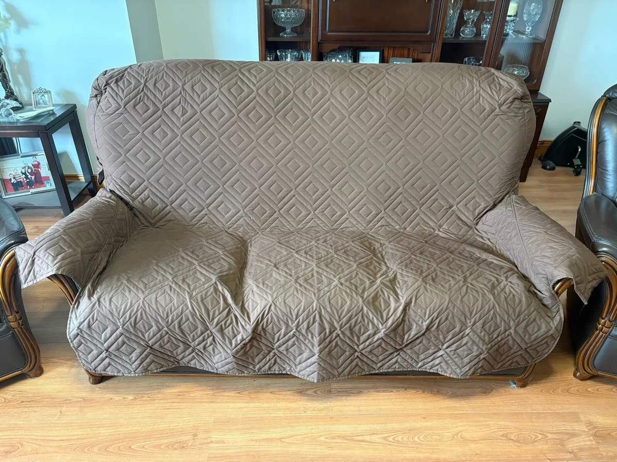 Couch - Image 4