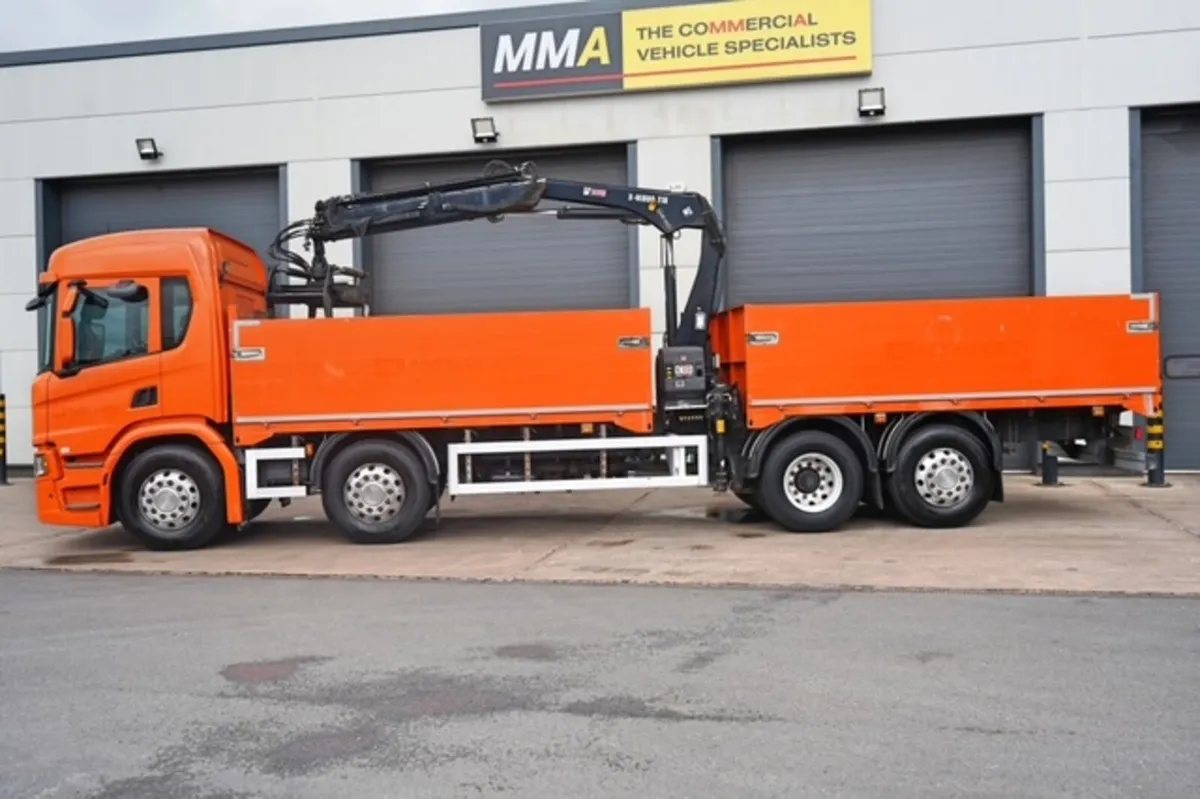 2020 SCANIA P410 8X2 BRICK LORRY &  MIDMUONT CRANE - Image 4