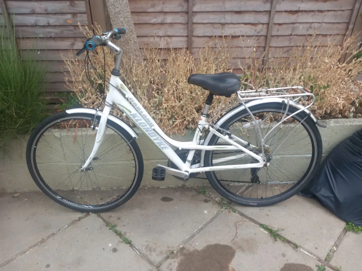 ladies bike - Image 2