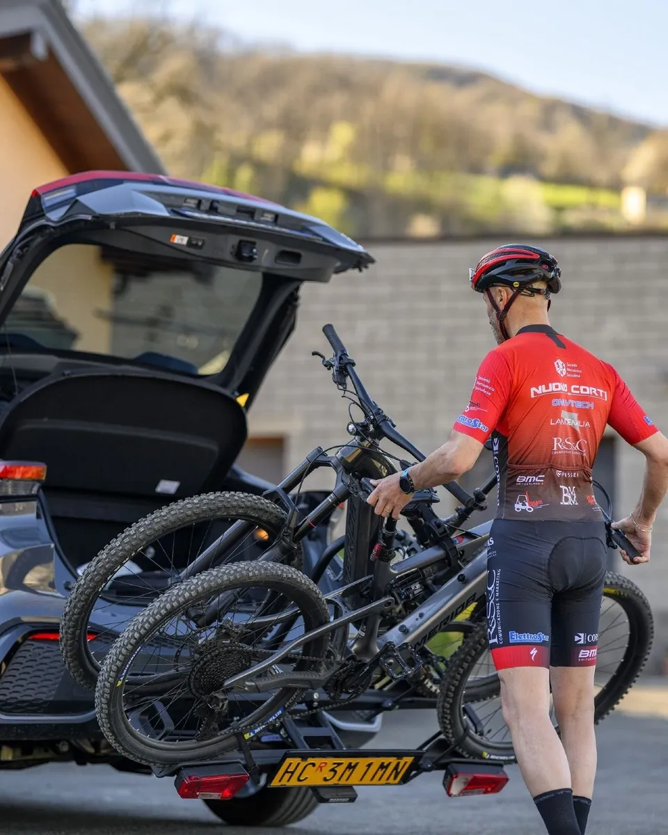 2🚲 MENABO ORBIT 2 TOWBAR BIKE RACKS – 2 BIKES - Image 1