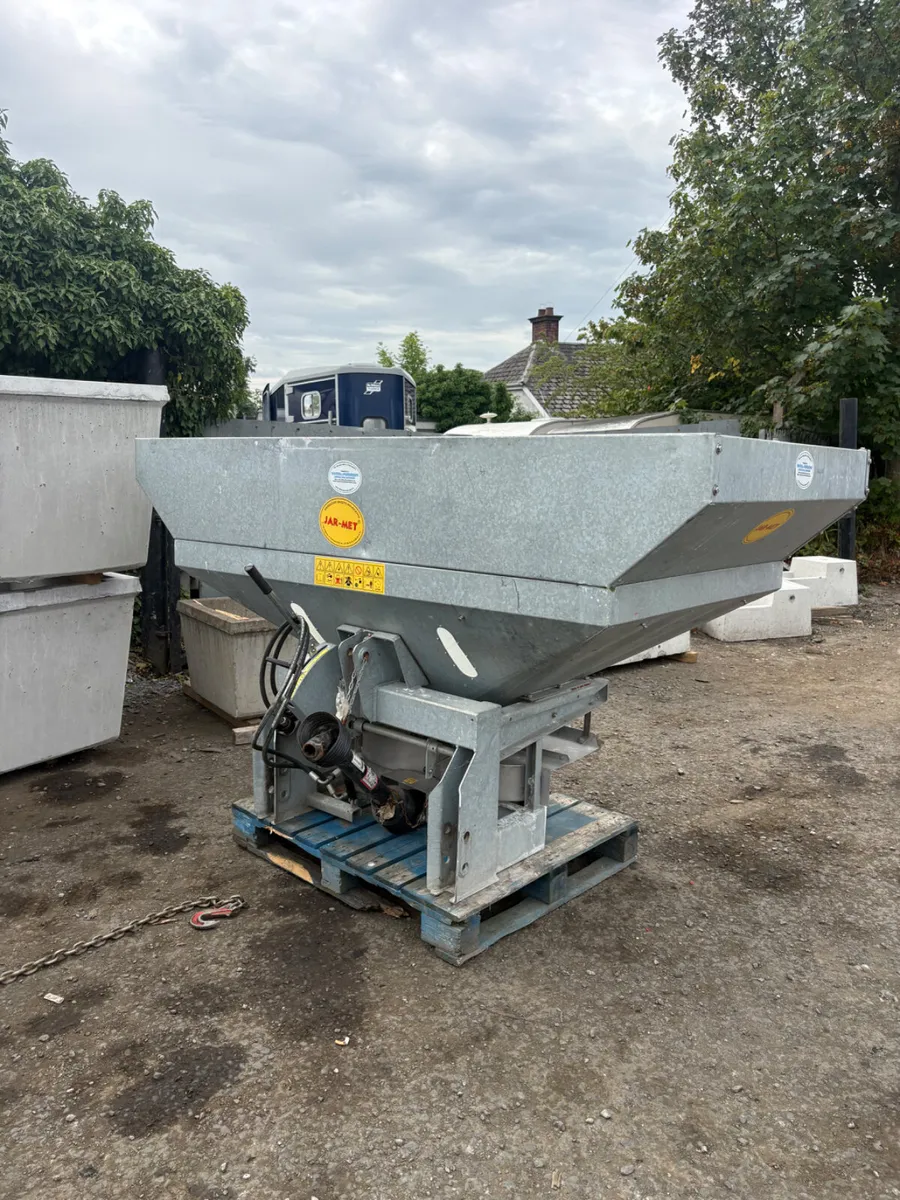 Ex demo Jarmet 2 ton sower - Image 1