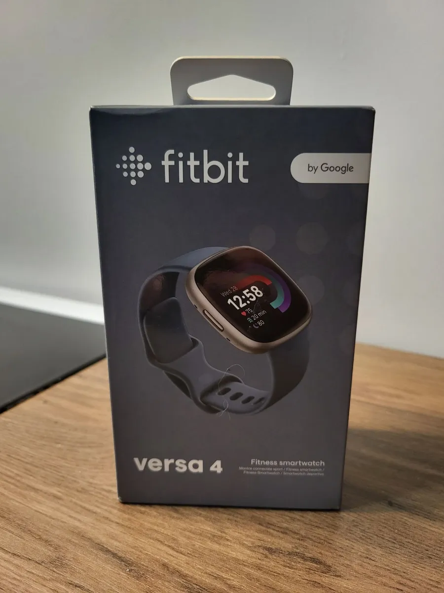 FitBit Versa 4 - Image 4